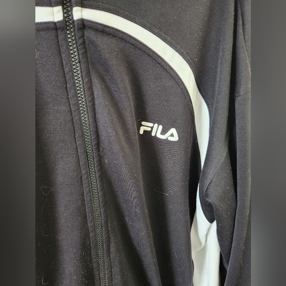 Men's XXL Fila Zip Up Sweater - Picture 3 of 5